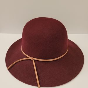 Maroon felt hat